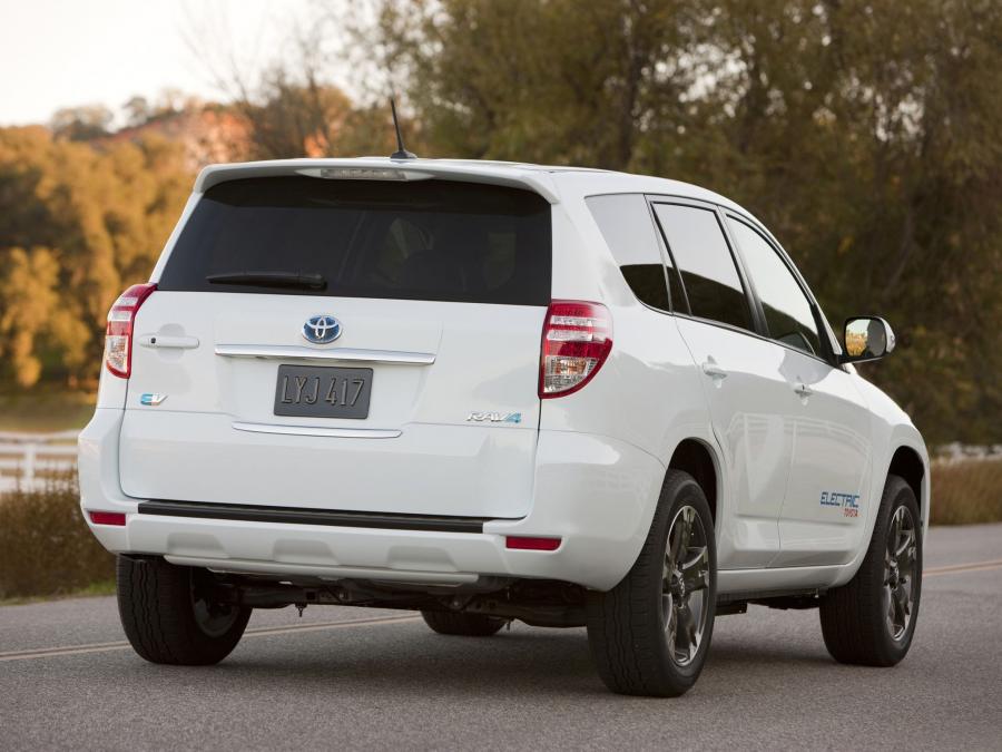  Toyota RAV4 EV Concept 2010 года  (фото 47 из 48)